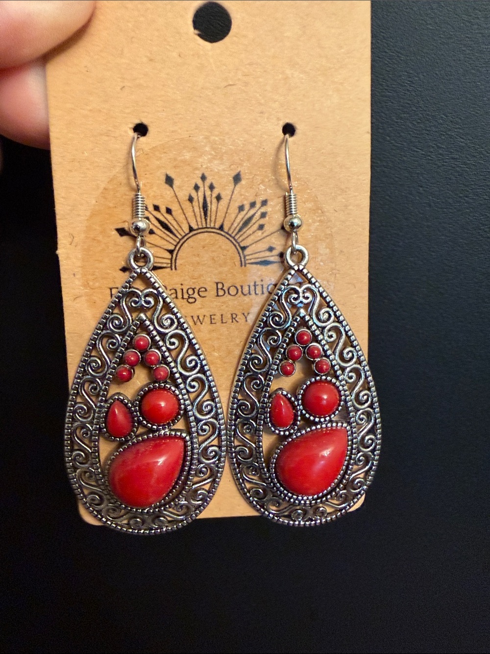 Vintage-Style Red Teardrop Dangle Earrings